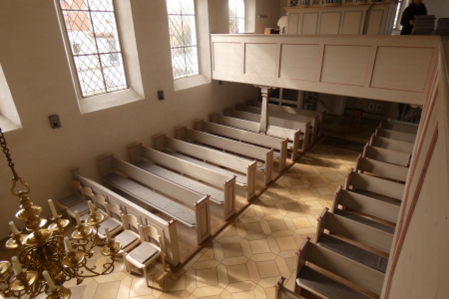 Polster für Kirchenbänke